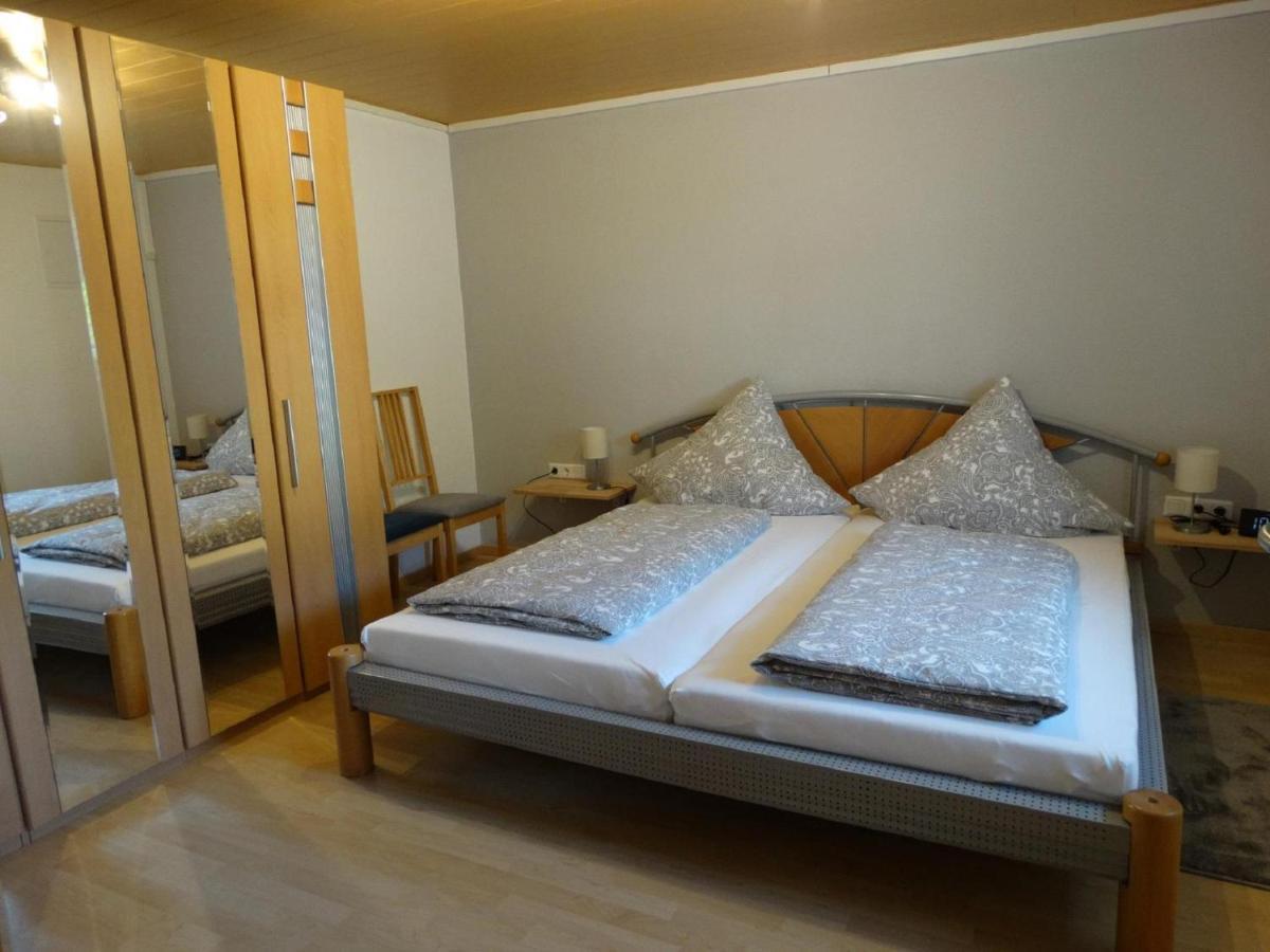 Heckendalheim Ferienwohnung Christine מראה חיצוני תמונה